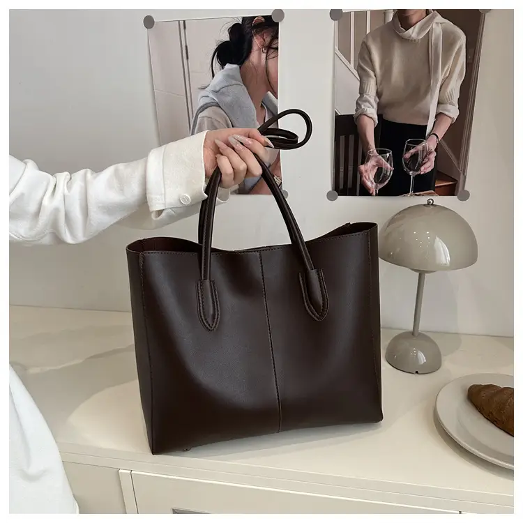 Women Large Capacity Tote Bag Brown Leather 2025 — feature 16