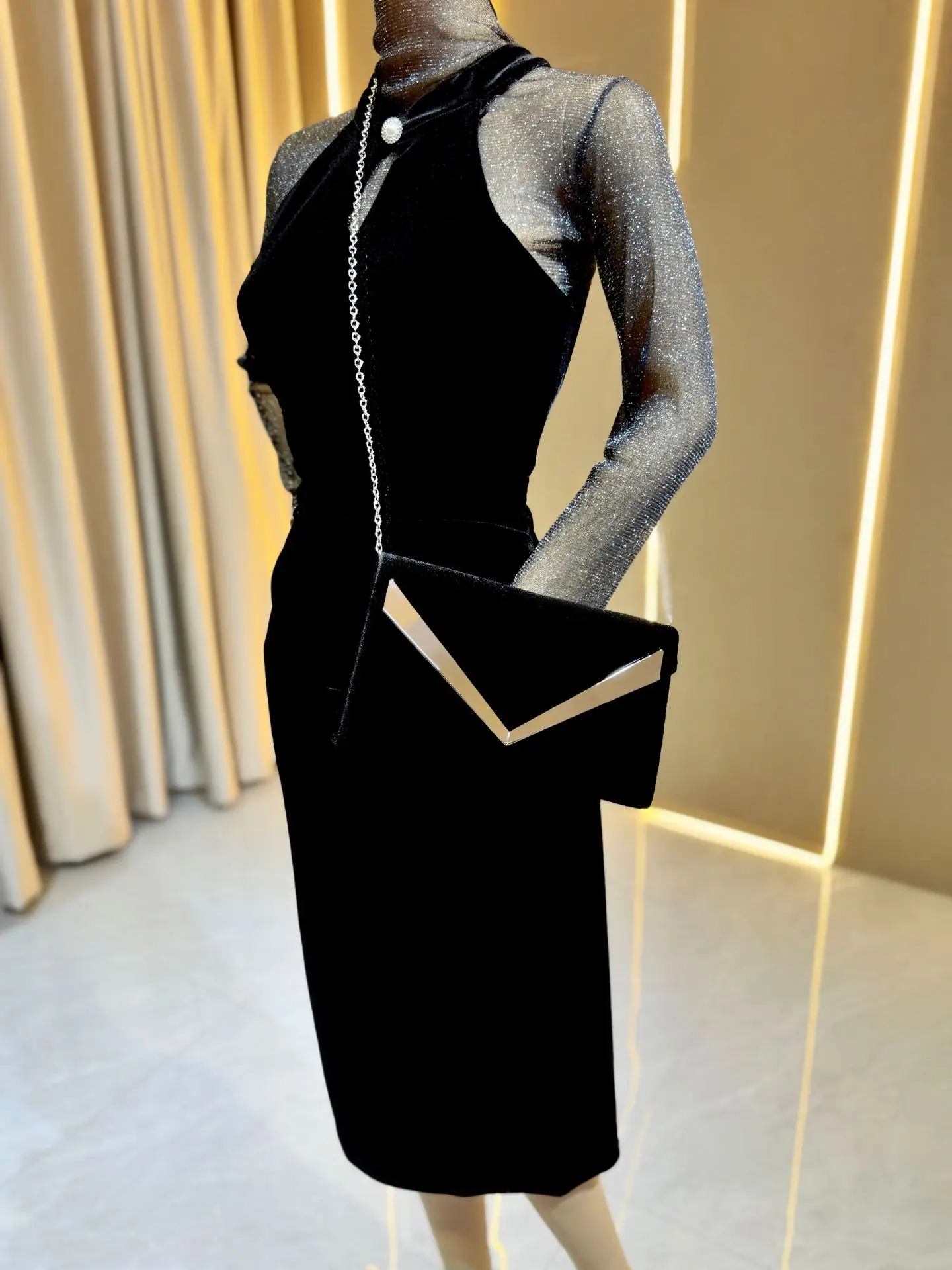 Luxury Velvet Evening Clutch Bag for Women — feature 10