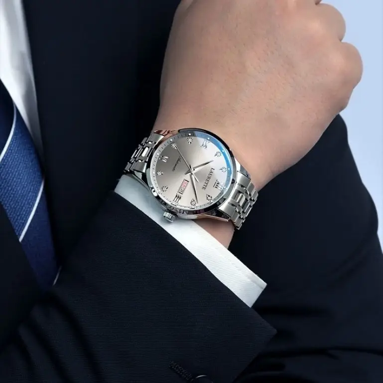 Laurit New Diamond Encrusted Men's Quartz Watch Live Broadcast - Image 6