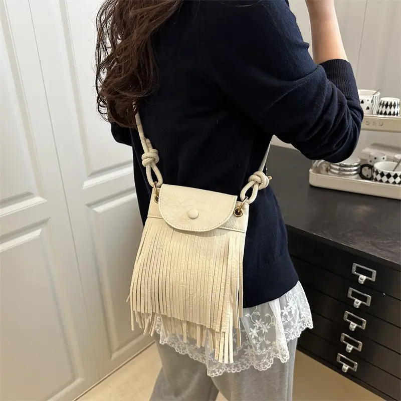 Tassel Crossbody Bag for Women, Brown Fringed Shoulder Crossbody - Image 3