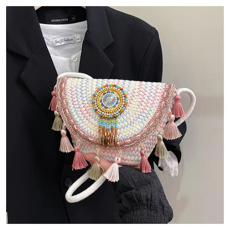 2025 Ethnic Straw Clutch Bag with Tassels — feature 17