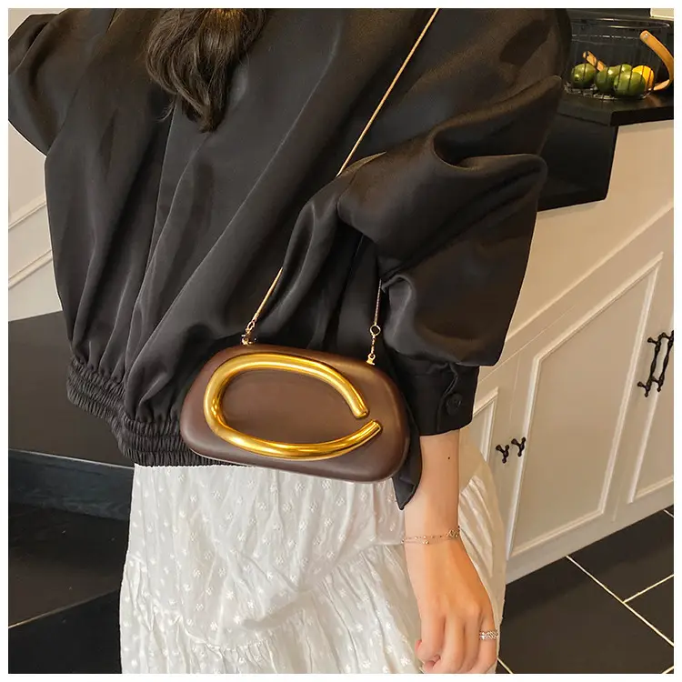 Zr Gold Plated Mini Clutch Bag Red Vintage Handle — feature 16
