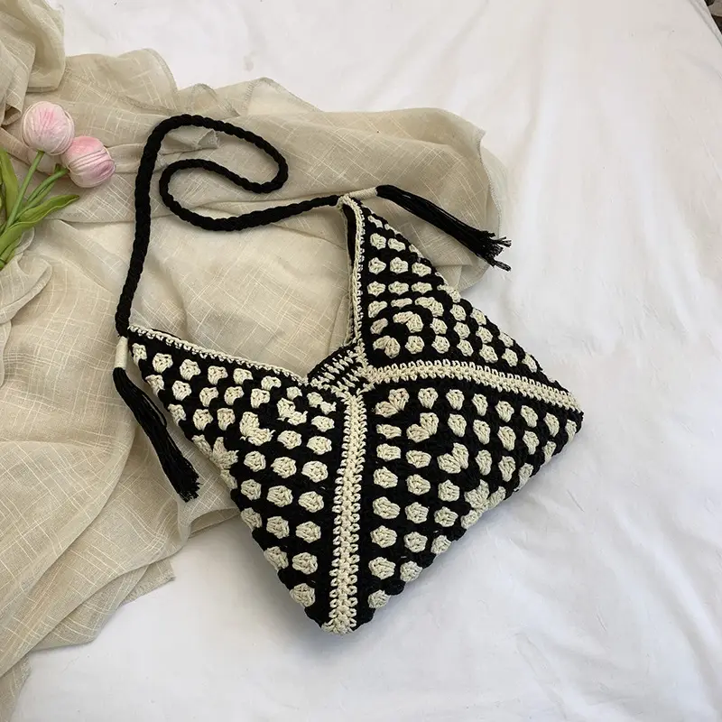 2025 Crochet Shoulder Bag Women's Fashion Seaside Travel - Image 3
