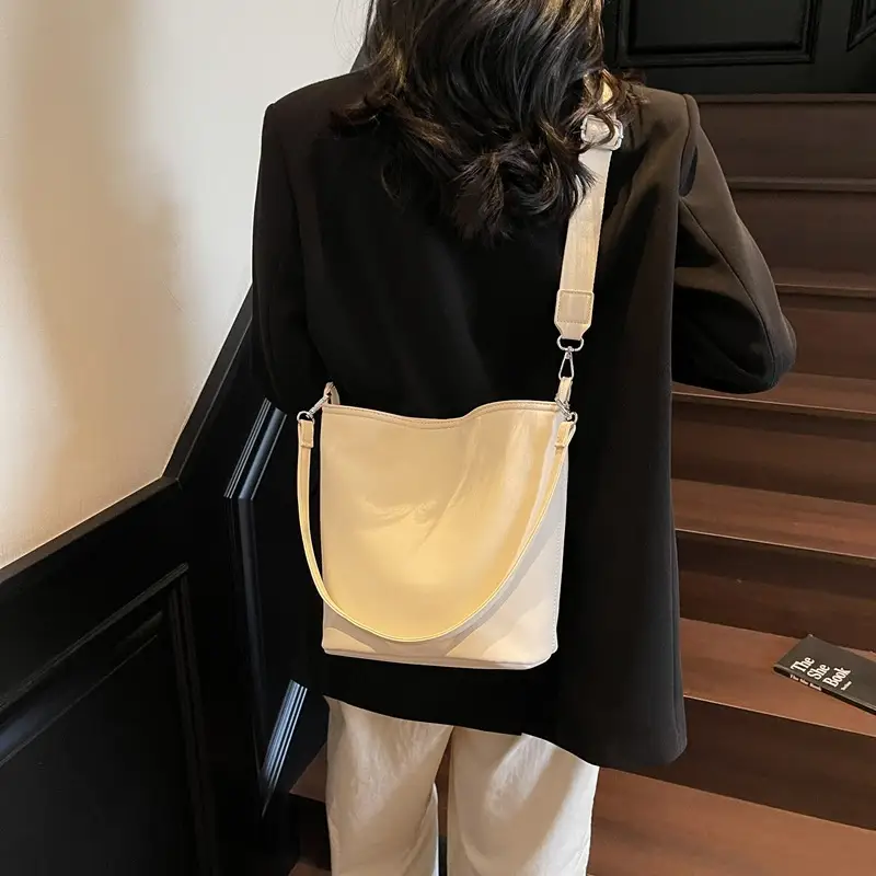 Minimalist Bucket Bag Cream Yellow 2026 - Image 5