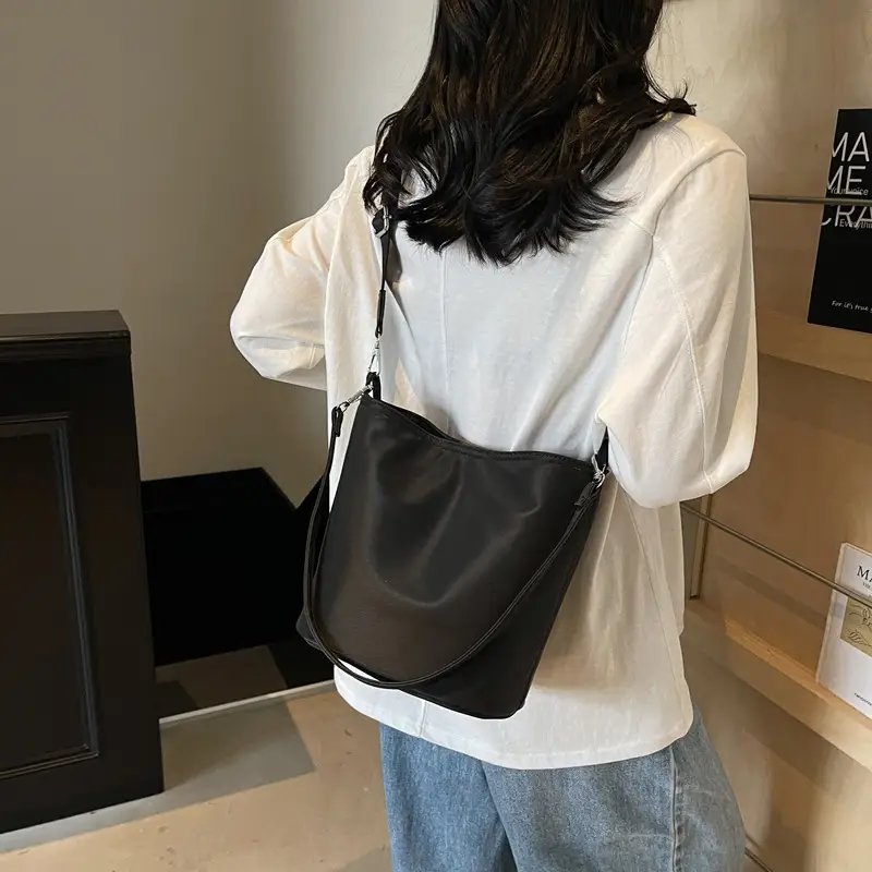 Minimalist Bucket Bag Cream Yellow 2026 - Image 6