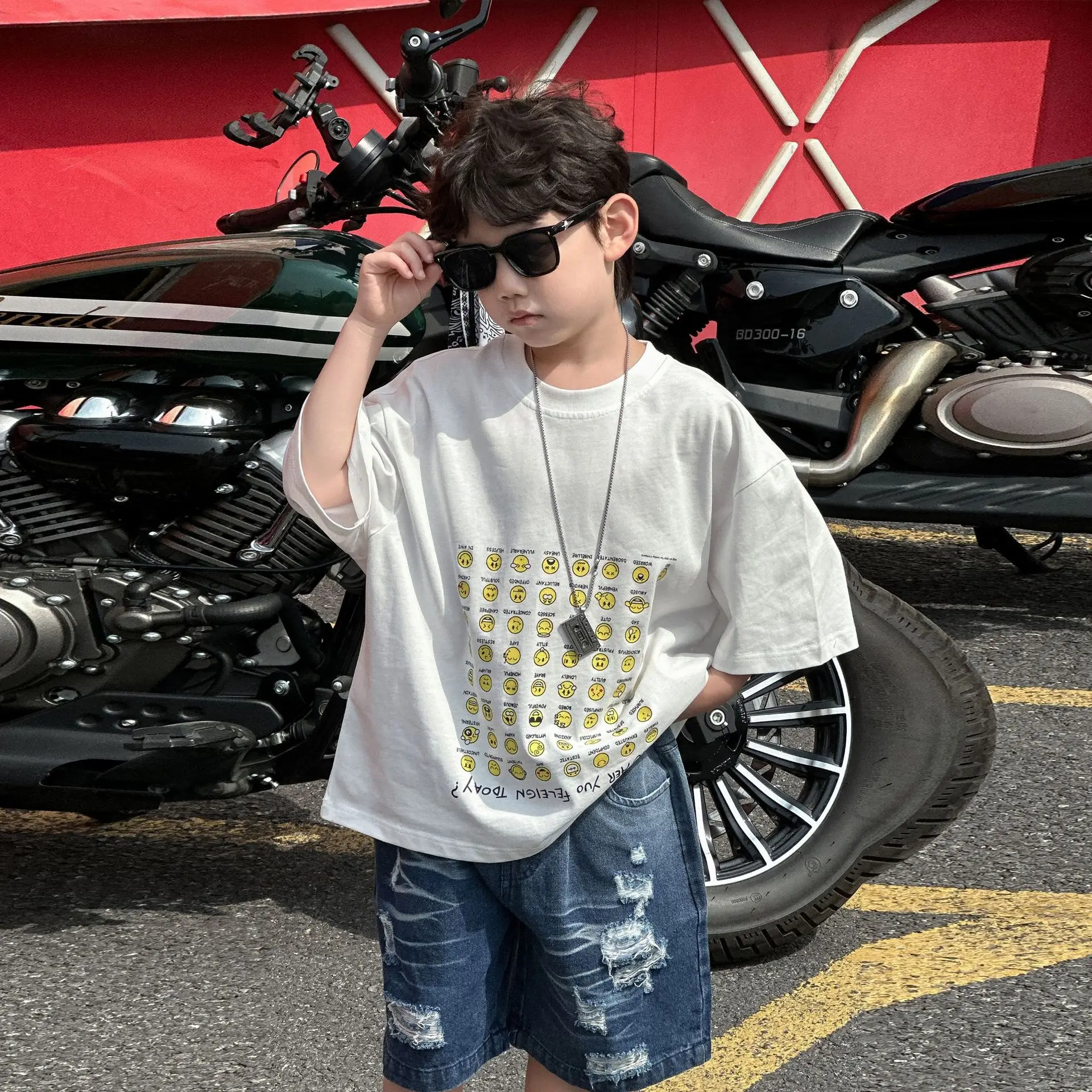 Boys Pure Cotton Summer T-Shirt White Yellow Print — feature 10