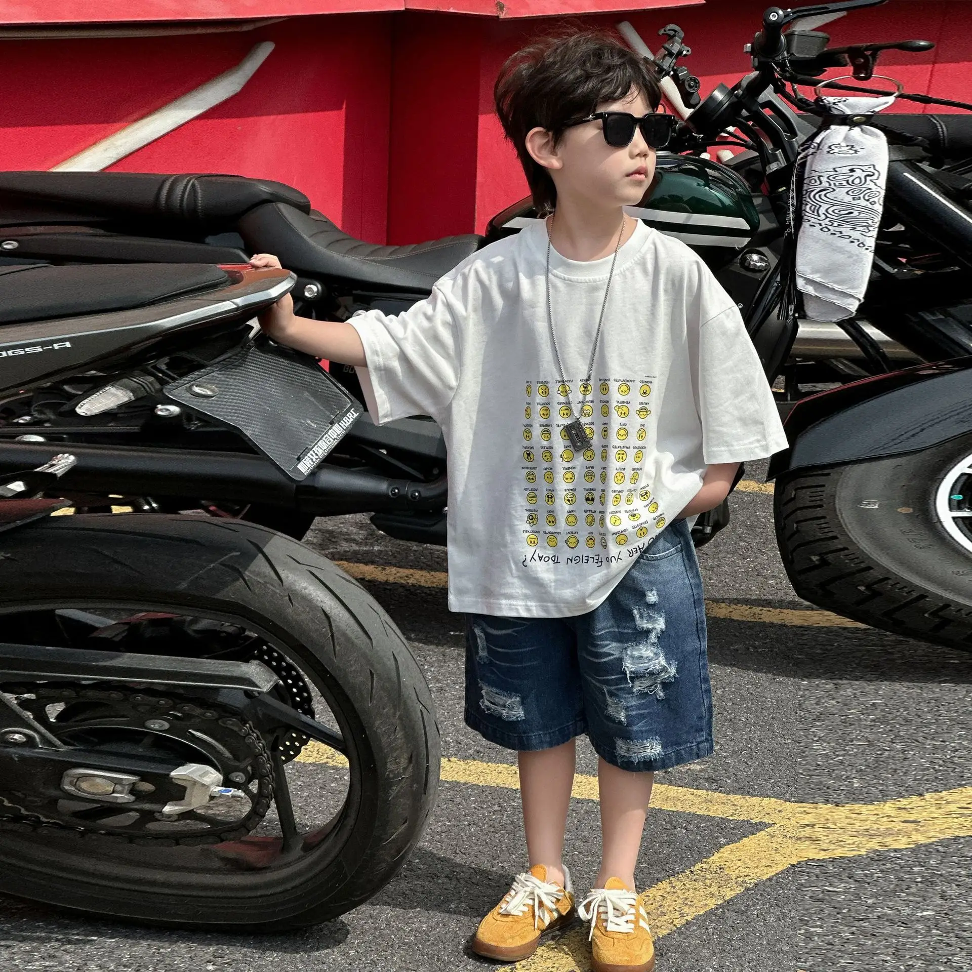 Boys Pure Cotton Summer T-Shirt White Yellow Print — feature 9
