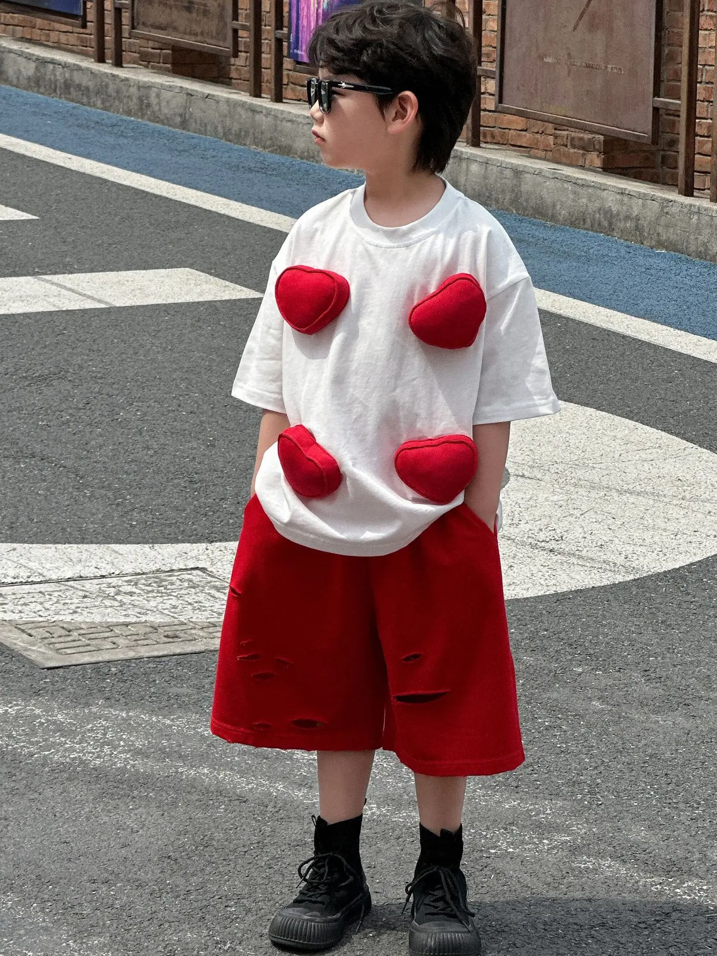 2025 Boys T-shirt Red Heart Print Cotton Shorts Set