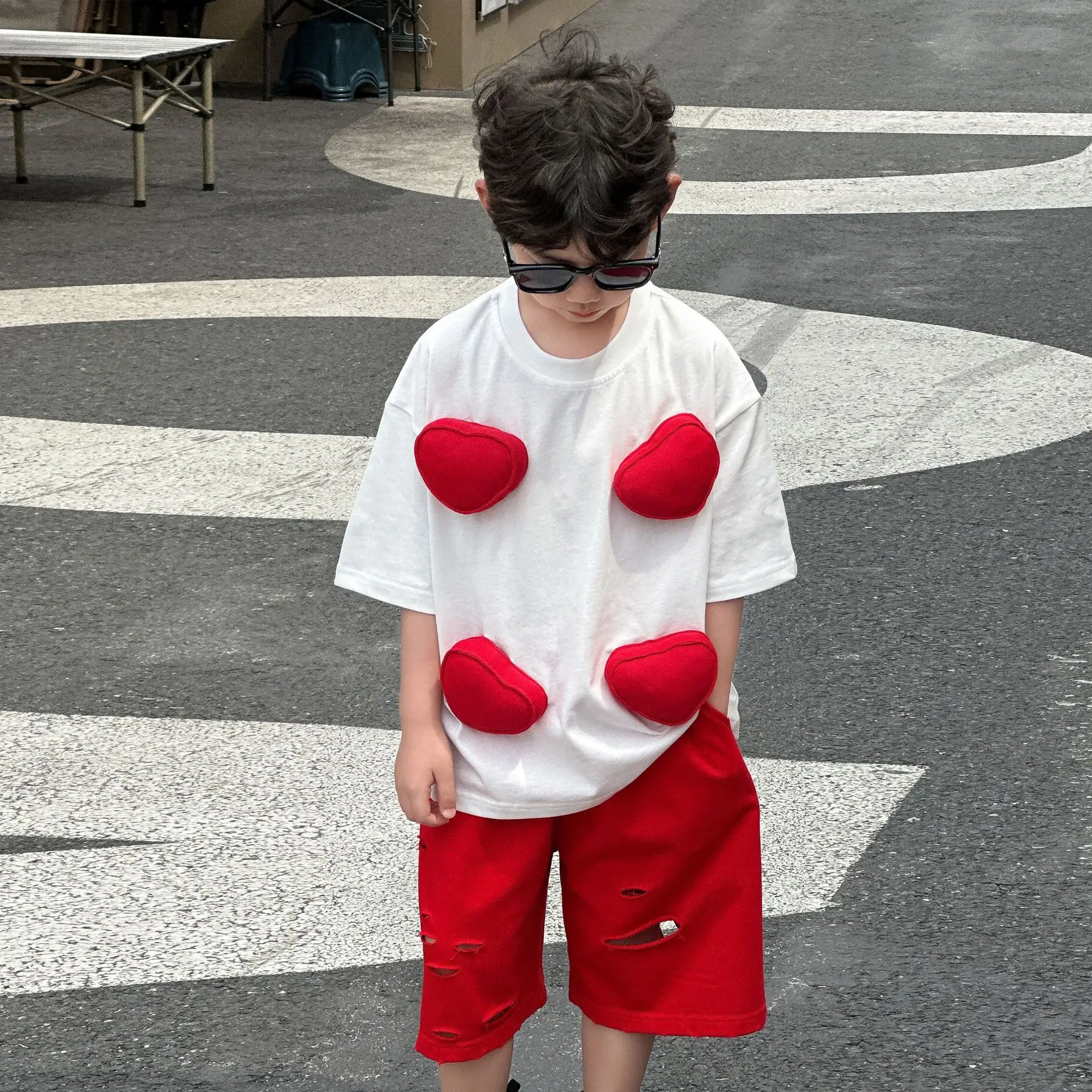 2025 Boys T-shirt Red Heart Print Cotton Shorts Set — feature 12