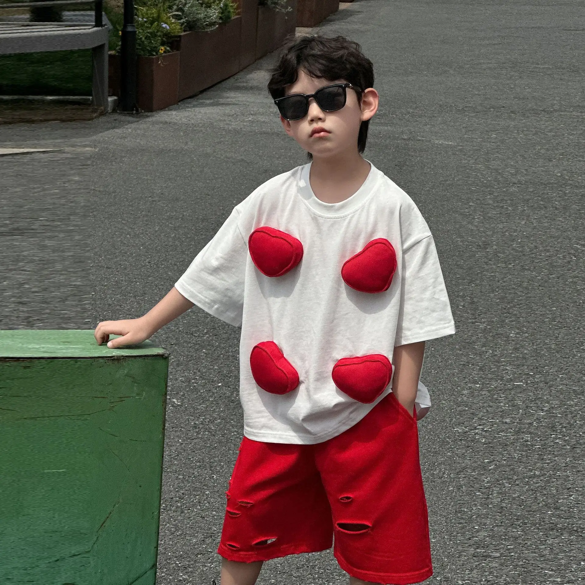 2025 Boys T-shirt Red Heart Print Cotton Shorts Set — feature 7