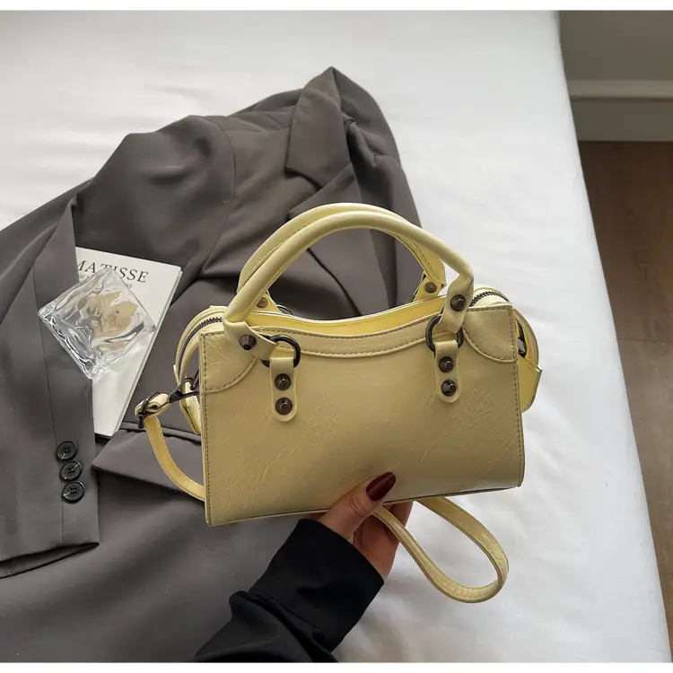 Women's White Crossbody Handbag 2025 Spring Summer — feature 24