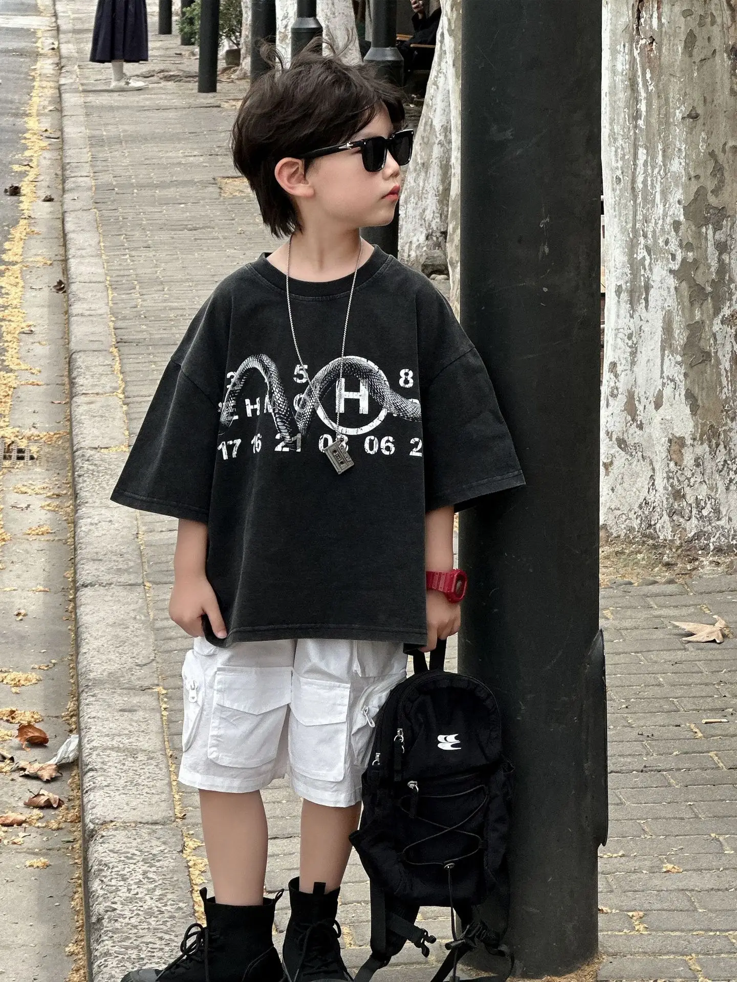 Boys Black Graphic T-Shirt Short Sleeve 2025