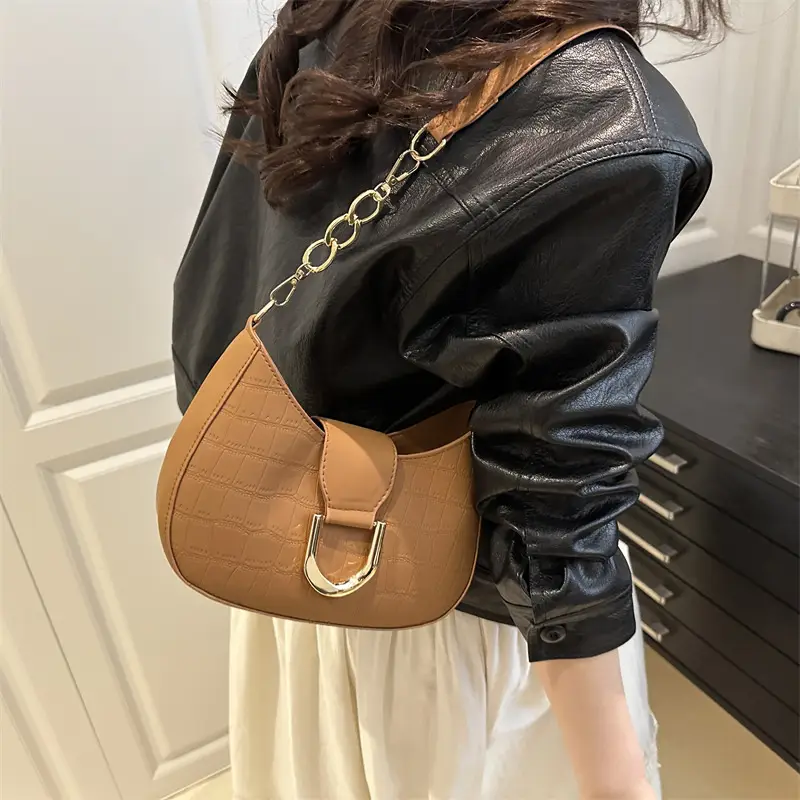 Women's White Embroidered Shoulder Bag with Gold Buckle - Image 7