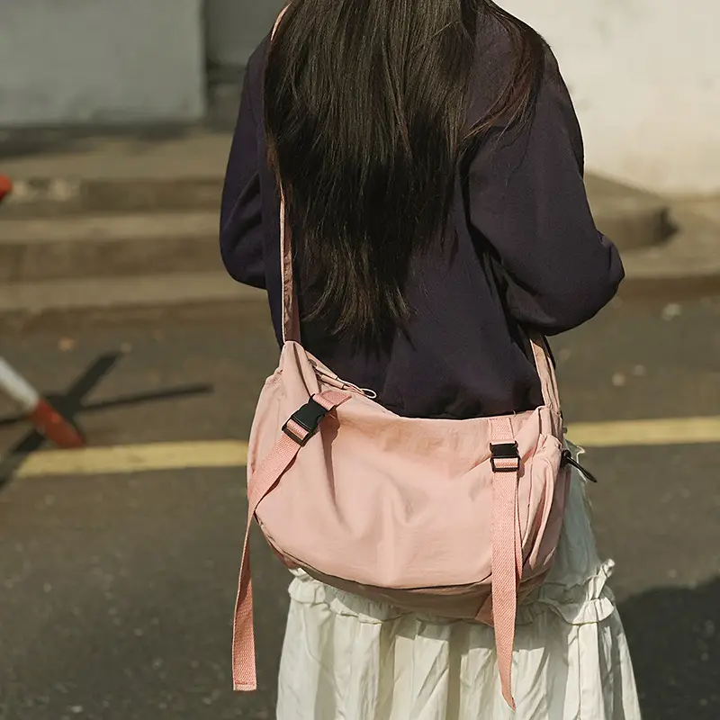 Pink Korean Style Shoulder Bag 2025 Trendy Large Capacity Sports Satchel Design - Image 5