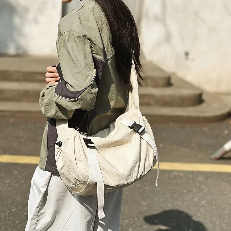 Pink Korean Style Shoulder Bag 2025 Trendy Large Capacity Sports Satchel Design - Image 6