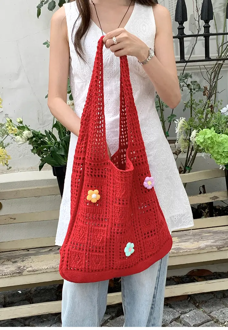 Red Flower Knitted Shoulder Bag for Women — feature 6
