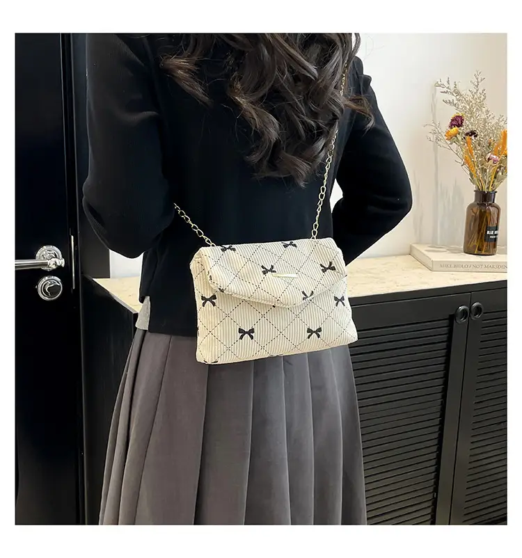 2025 New Bow Chain Corduroy Shoulder Bag — feature 19