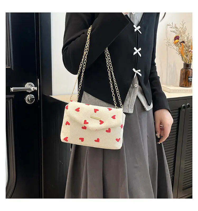 2025 New Bow Chain Corduroy Shoulder Bag — feature 21