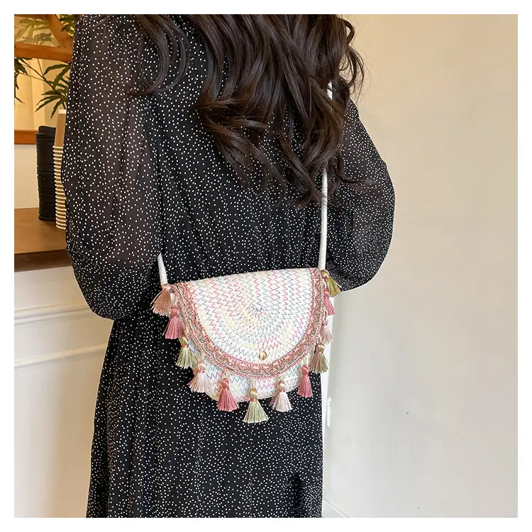 Women's 2025 Straw Shoulder Bag with Tassels — feature 14