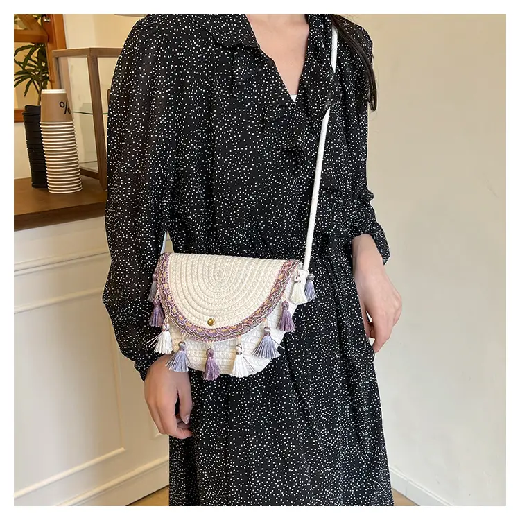 Women's 2025 Straw Shoulder Bag with Tassels — feature 16