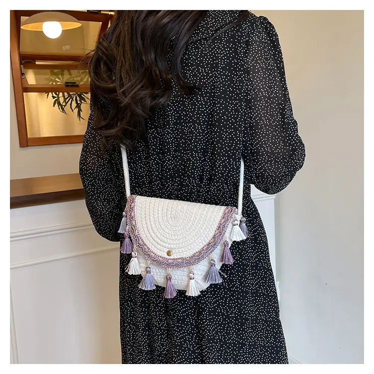 Women's 2025 Straw Shoulder Bag with Tassels — feature 17