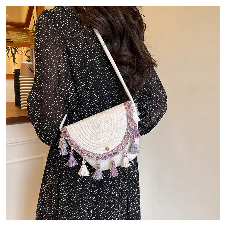 Women's 2025 Straw Shoulder Bag with Tassels — feature 19