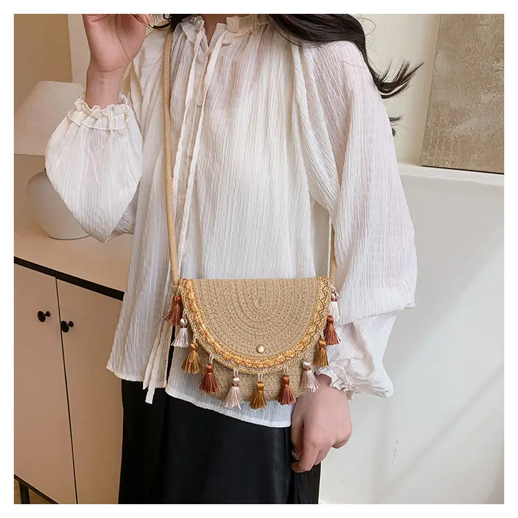 Women's 2025 Straw Shoulder Bag with Tassels — feature 8