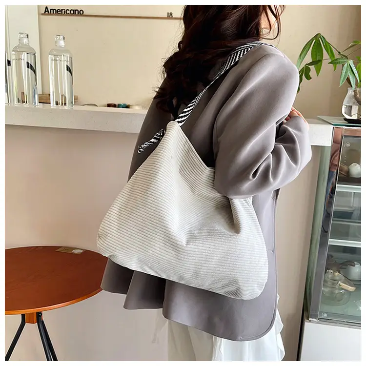 Women's Green Straw Shoulder Bag with Striped Strap — feature 15