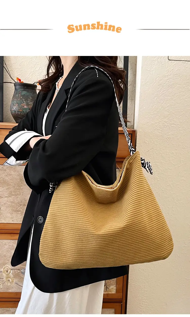 Women's Green Straw Shoulder Bag with Striped Strap — feature 2