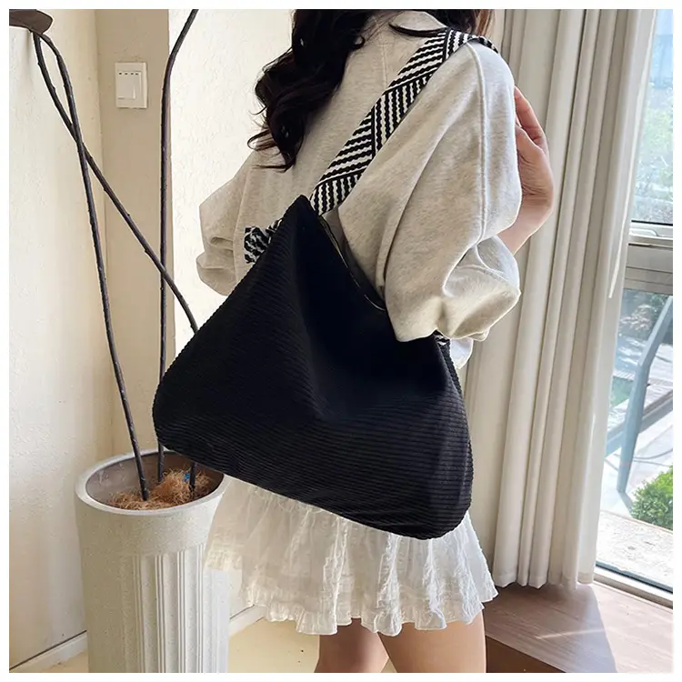 Women's Green Straw Shoulder Bag with Striped Strap — feature 24