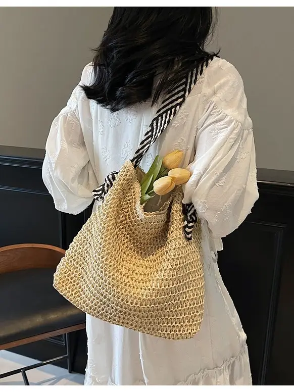 Crossbody Straw Woven Bag Large Capacity 2026 - Image 6