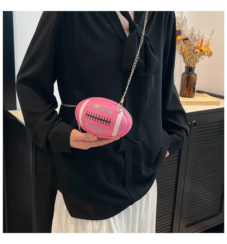 2025 New Contrasting Letter Cylindrical Bag Black — feature 15