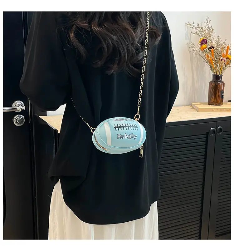 2025 New Contrasting Letter Cylindrical Bag Black — feature 19