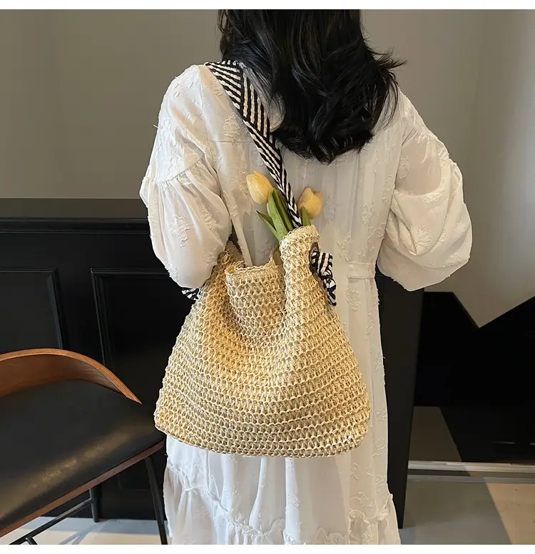 Women's Woven Crossbody Bag Large Capacity 2025 — feature 13