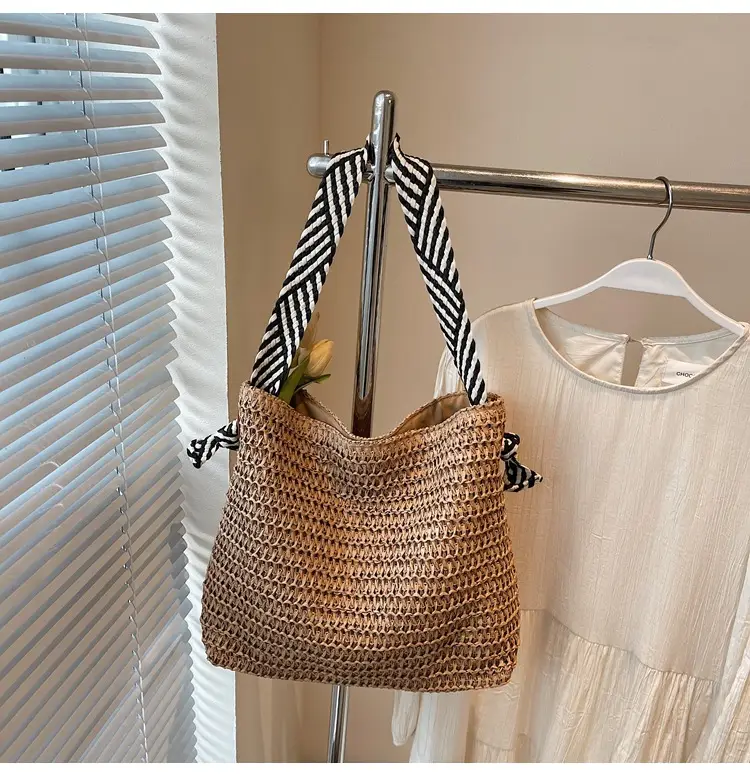 Women's Woven Crossbody Bag Large Capacity 2025 — feature 27