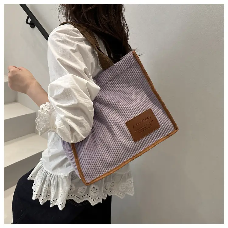 Large Capacity Literary Korean Tote Bag Green Brown — feature 15