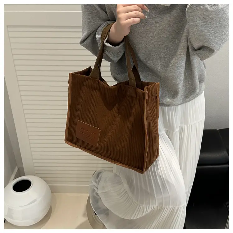 Large Capacity Literary Korean Tote Bag Green Brown — feature 21