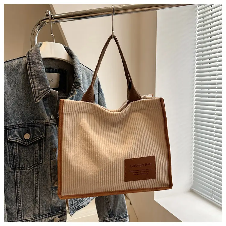Large Capacity Literary Korean Tote Bag Green Brown — feature 36