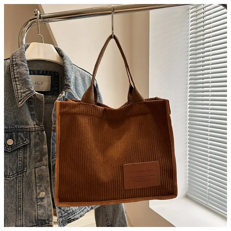 Large Capacity Literary Korean Tote Bag Green Brown — feature 37