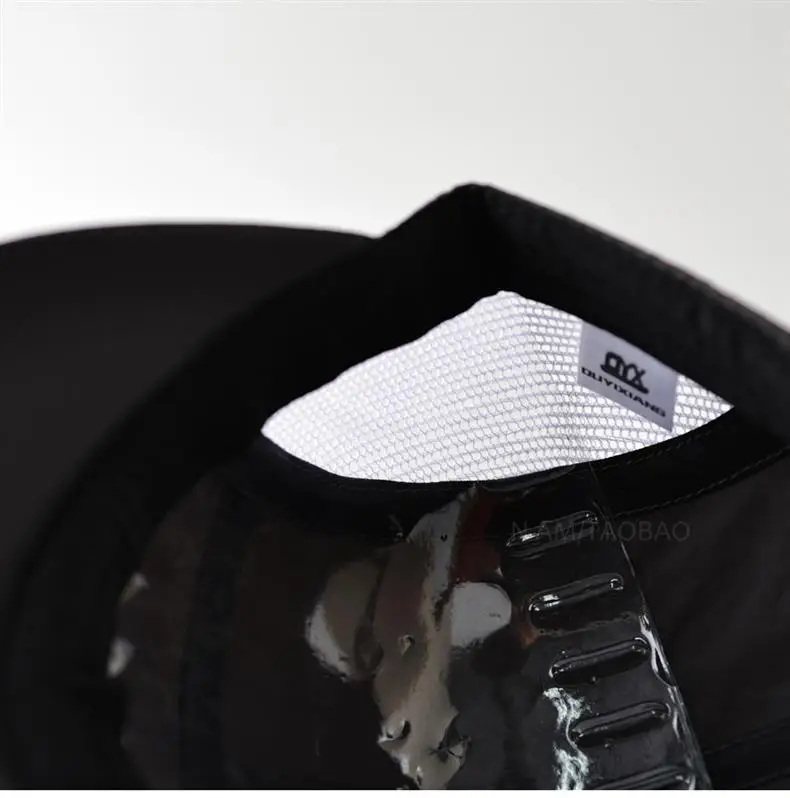 Black Mesh Baseball Cap with Embroidery for Men — feature 8
