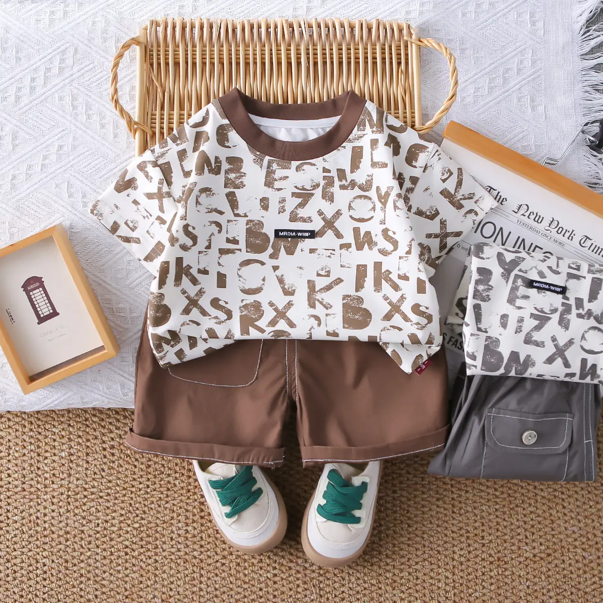 New Boys Letter Print 2Pc Summer T-Shirt Set Brown Shorts — feature 1