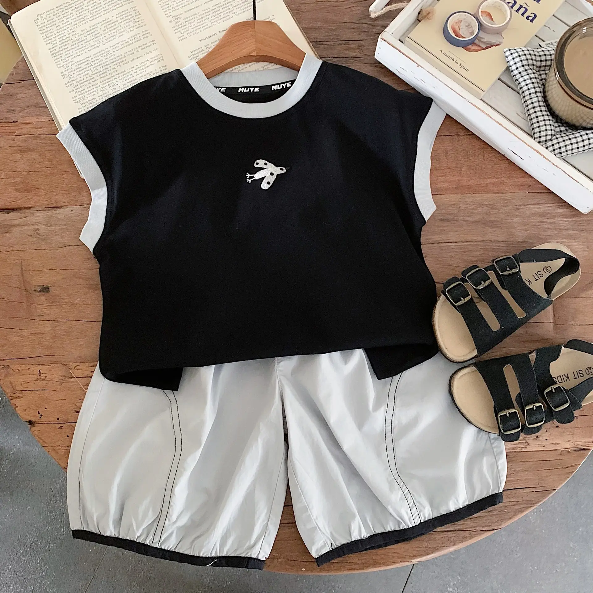Muye Kids Sleeveless Summer Set Black White Shorts — feature 13