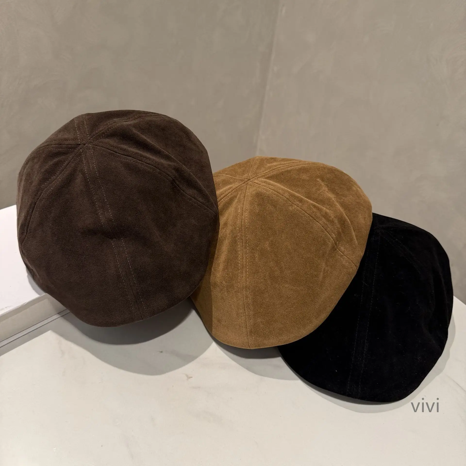 Women Retro Forward Cap Brown Reversible Newsboy Cap - Image 3