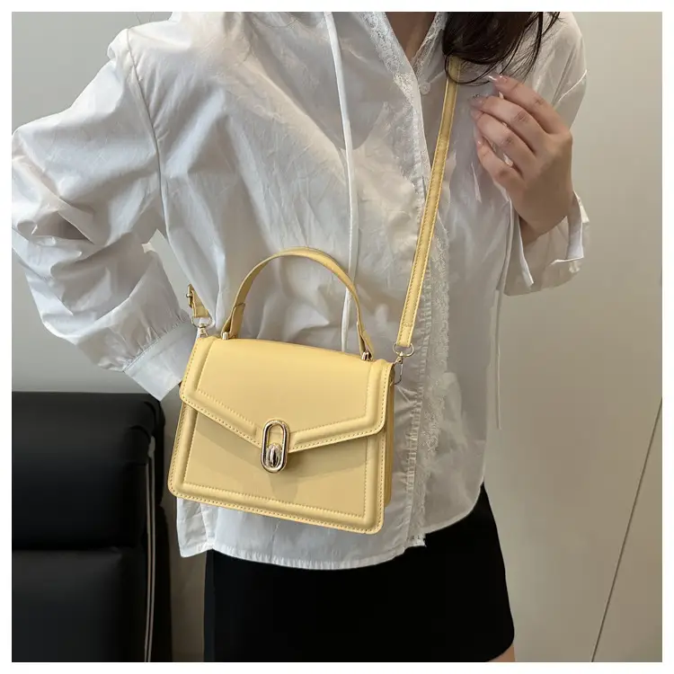Nude Leather Shoulder Bag for Women 2025 — feature 12