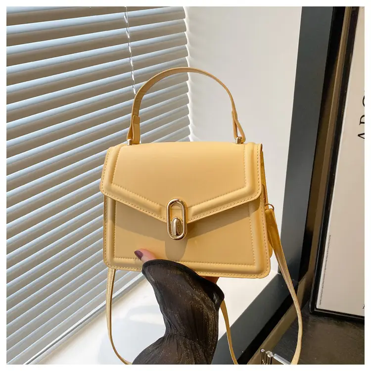 Nude Leather Shoulder Bag for Women 2025 — feature 22