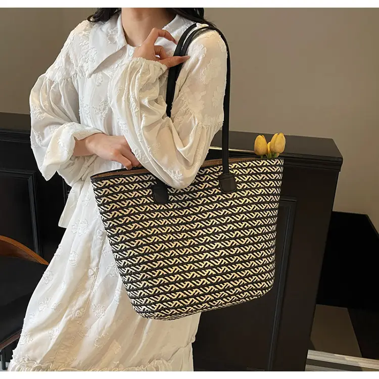 Women's Straw Crossbody Bag with Leather Handles — feature 18