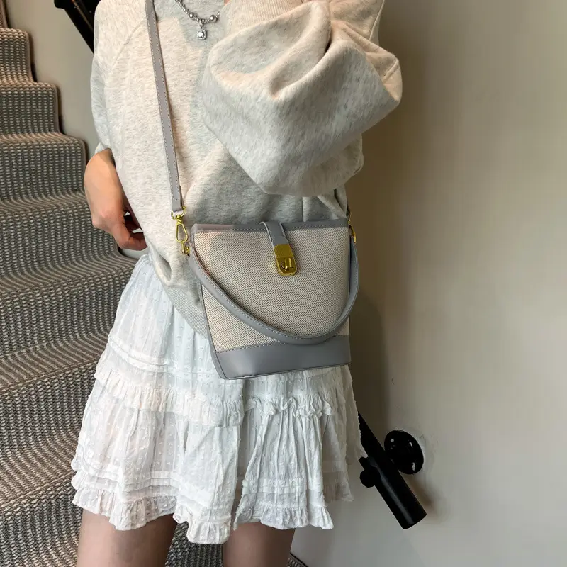 Women's Crossbody Bag with Gold Plated Lock 2025 - Image 10