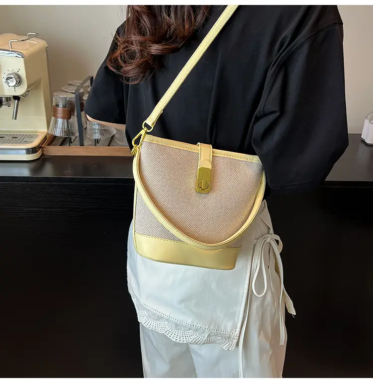 Women's Crossbody Bag with Gold Plated Lock 2025 — feature 25