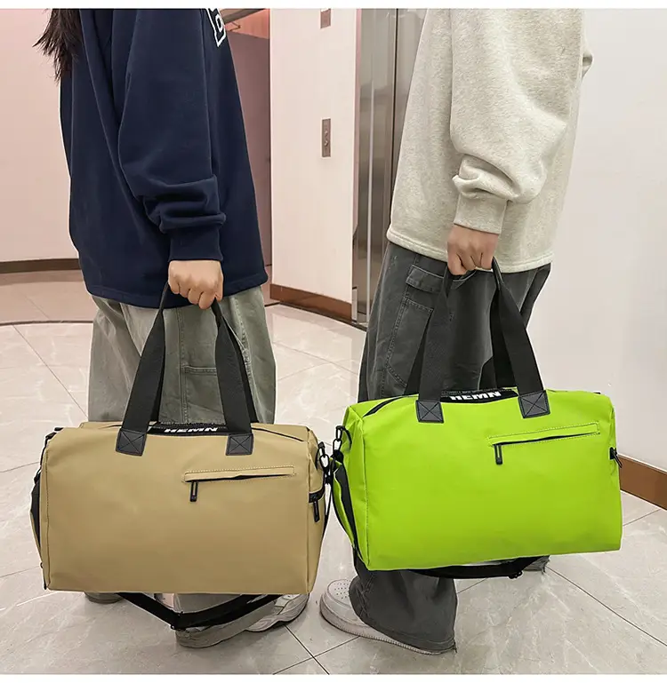 Large Capacity Fitness Travel Bag Anti-Splash Water Duffel — feature 28