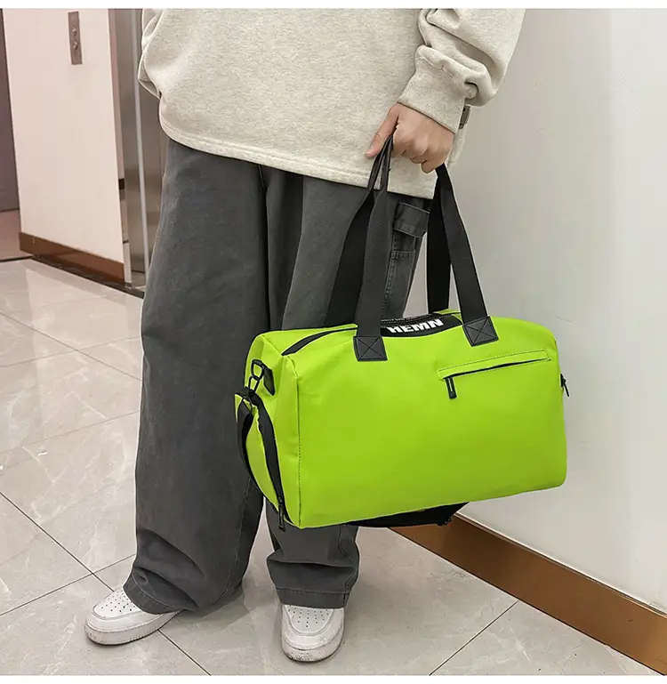 Large Capacity Fitness Travel Bag Anti-Splash Water Duffel — feature 35